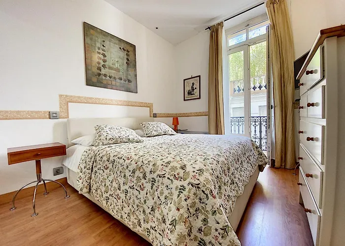 En Centre Magnifique Pied A Terre Ran44